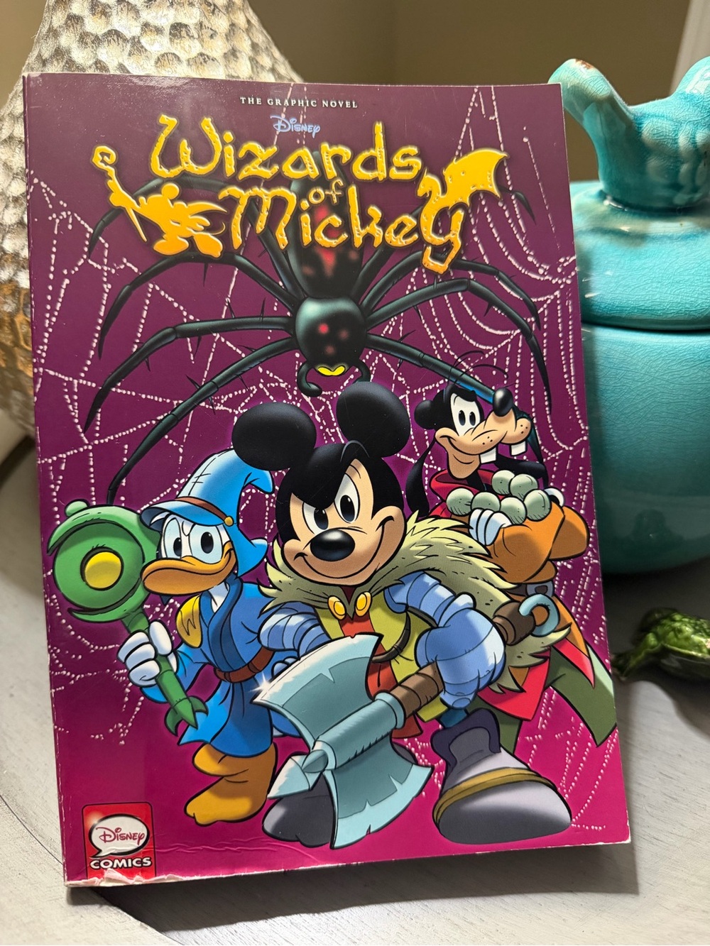 Disney Wizards of Mickey Kids Graphic Novel - EUC